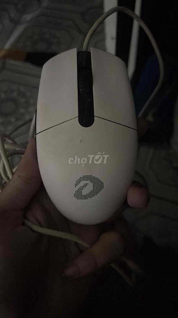 dareu em911. Mua bán Phụ kiện (Màn hình, Chuột...) tại Quận Hải Châu Đà Nẵng được đăng bởi Lê Hoài Nam hình 1
