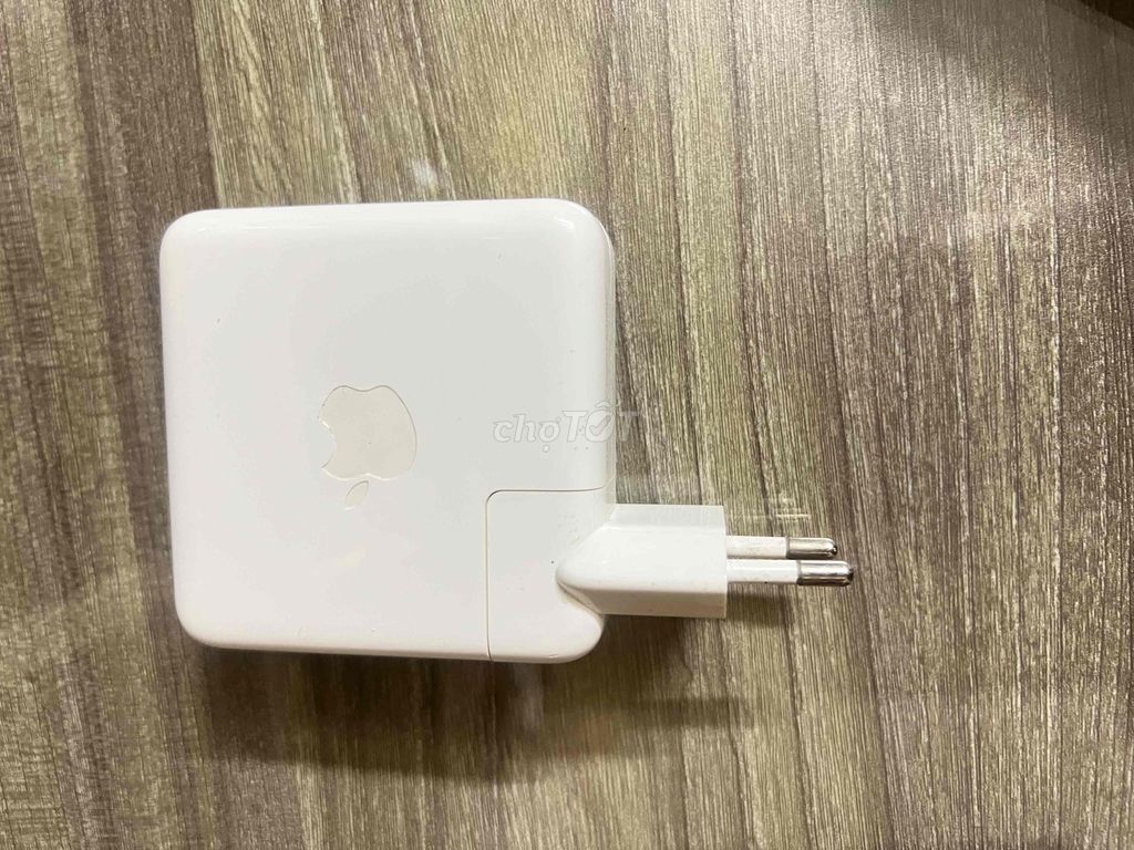 Củ sạc Macbook 61W USB-C Zin Chính Hãng. Mua bán Phụ kiện (Màn hình, Chuột...) tại Quận 7 Tp Hồ Chí Minh được đăng bởi Tâm  hình 1