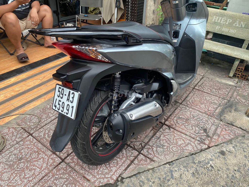 Honda SH 300i 2017 Xám Đã sử dụng. Mua bán Xe máy tại Huyện Bình Chánh Tp Hồ Chí Minh được đăng bởi Tài MC hình 4