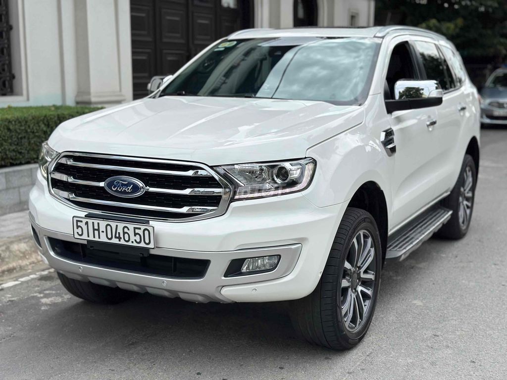 Ford Everest 2019 Titanium 2.0L 4x4 AT - 90000 km. Mua bán Ô tô tại Quận 12 Tp Hồ Chí Minh được đăng bởi F2Auto hình 2