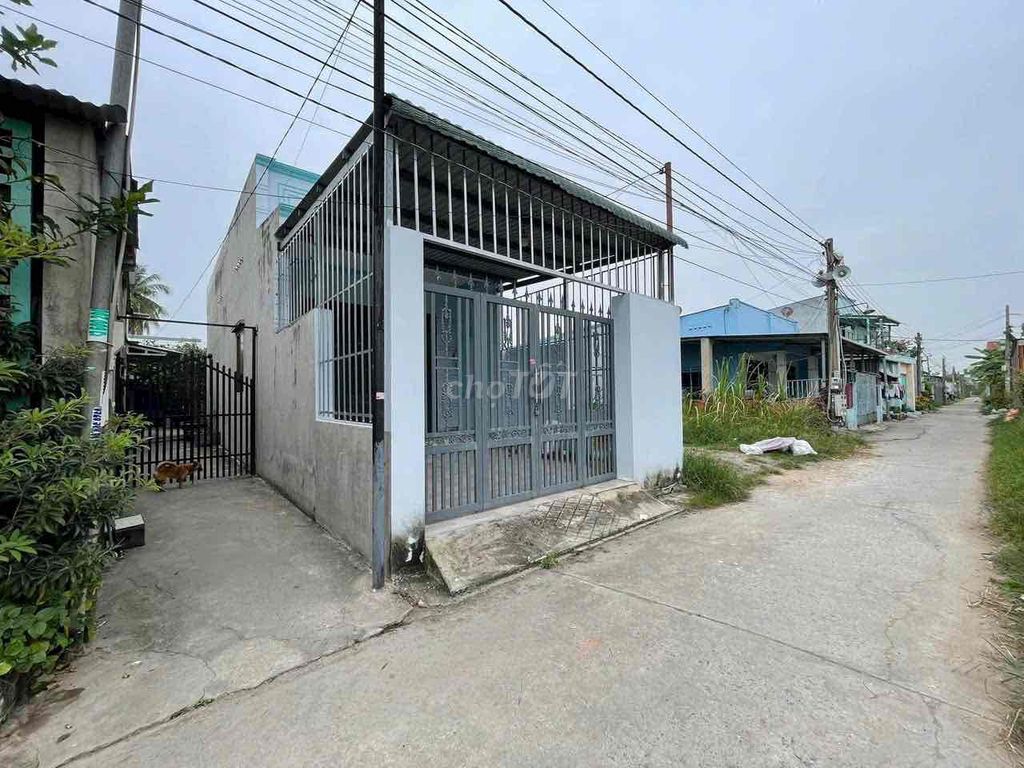 nhà thổ cư 110m2 ngay trung tâm chợ xã đại Phước