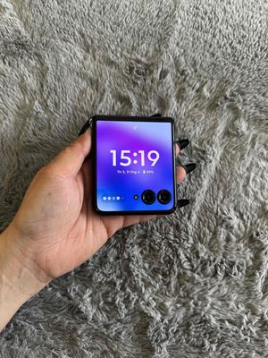 Motorola Razr 50 Ultra 256GB 2Sim. Màu Xanh Đen