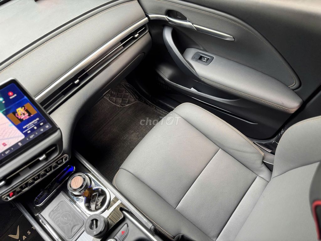 VinFast VF 6 Plus mua pin 2025. Mua bán Ô tô tại Quận Long Biên Hà Nội được đăng bởi PHÚC LÂM  AUTO hình 17