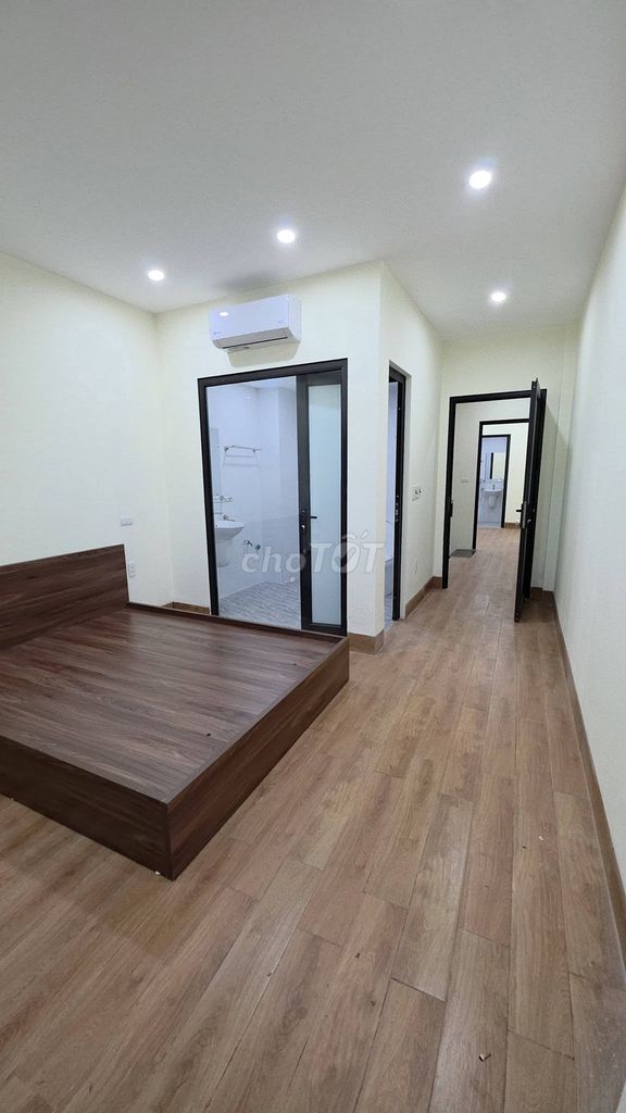 Дом в аренду 50 м2 x 4 этажа, переулок 192 Le Trong Tan, полностью меблированный