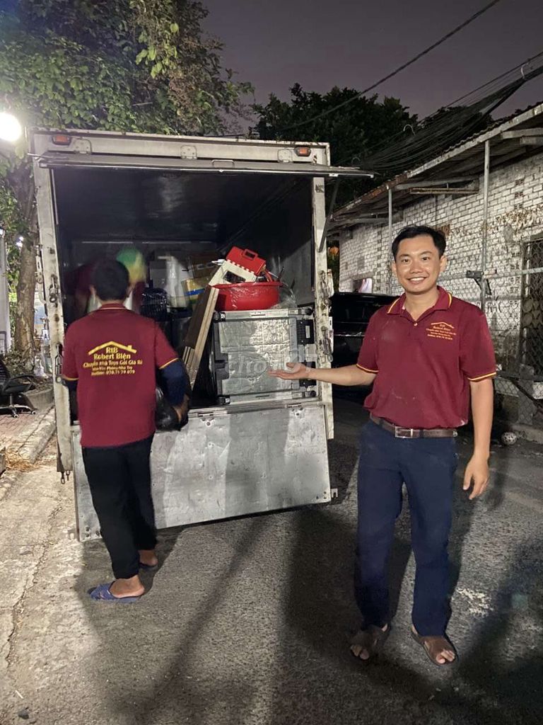 Chuyển nhà trọn gói GIÁ RẺ NHANH GẤP. Dịch vụ chuyển nhà tại Quận 1 Tp Hồ Chí Minh được đăng bởi Chuyển Nhà Trọn Gói  Robert Biện hình 1