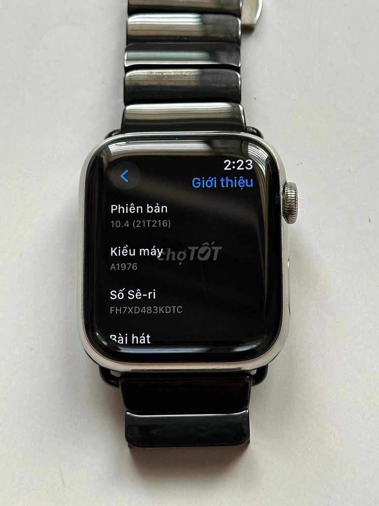 Apple Watch Seri 4 thép 44mm như mới