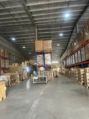 NHÂN VIÊN ĐÓNG GÓI VÀ SOẠN HÀNG