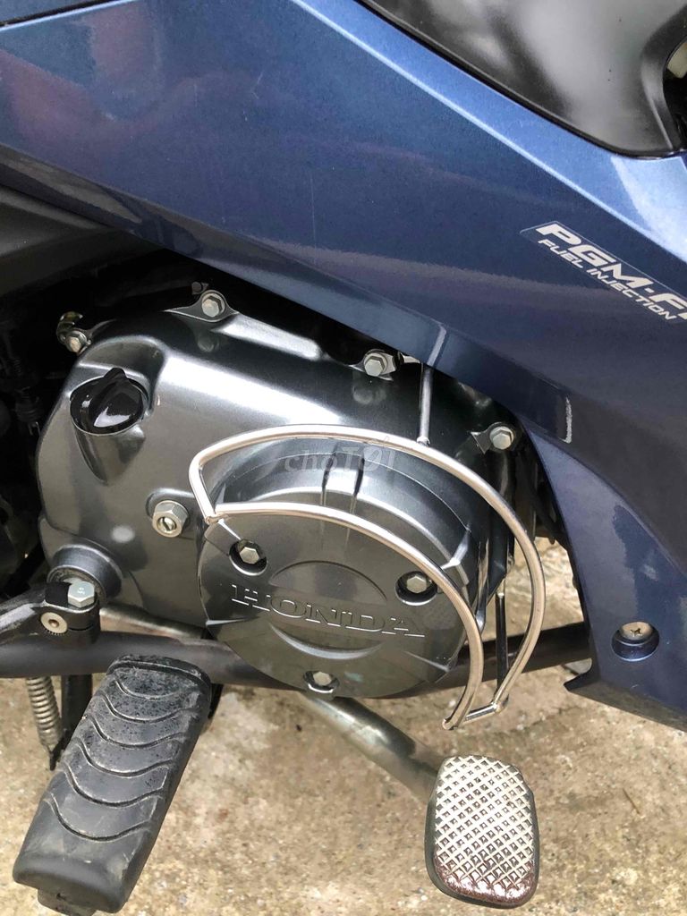 cần bán xe futre 125 2022.   13000 km. Mua bán Xe máy tại Huyện Châu Thành An Giang được đăng bởi Phan Huu Thanh hình 5