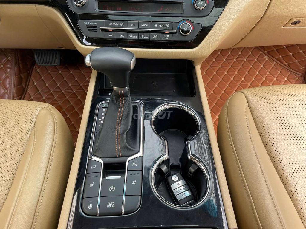 KIA Sedona 2021 Trắng 57.000 km. Mua bán Ô tô tại Thành phố Thủ Đức Tp Hồ Chí Minh được đăng bởi Ms Hiệp  hình 16