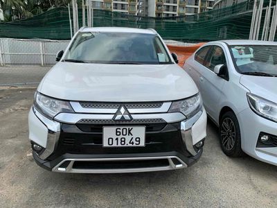 Mitsubishi Outlander 2021 2.0 CVT - 57000 km. Mua bán Ô tô tại Thành phố Thủ Đức Tp Hồ Chí Minh được đăng bởi Tú Hoàng Anh