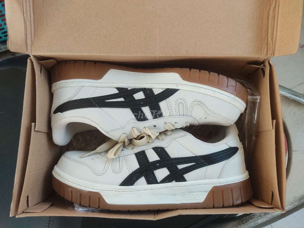 Bán đôi Asics size 41