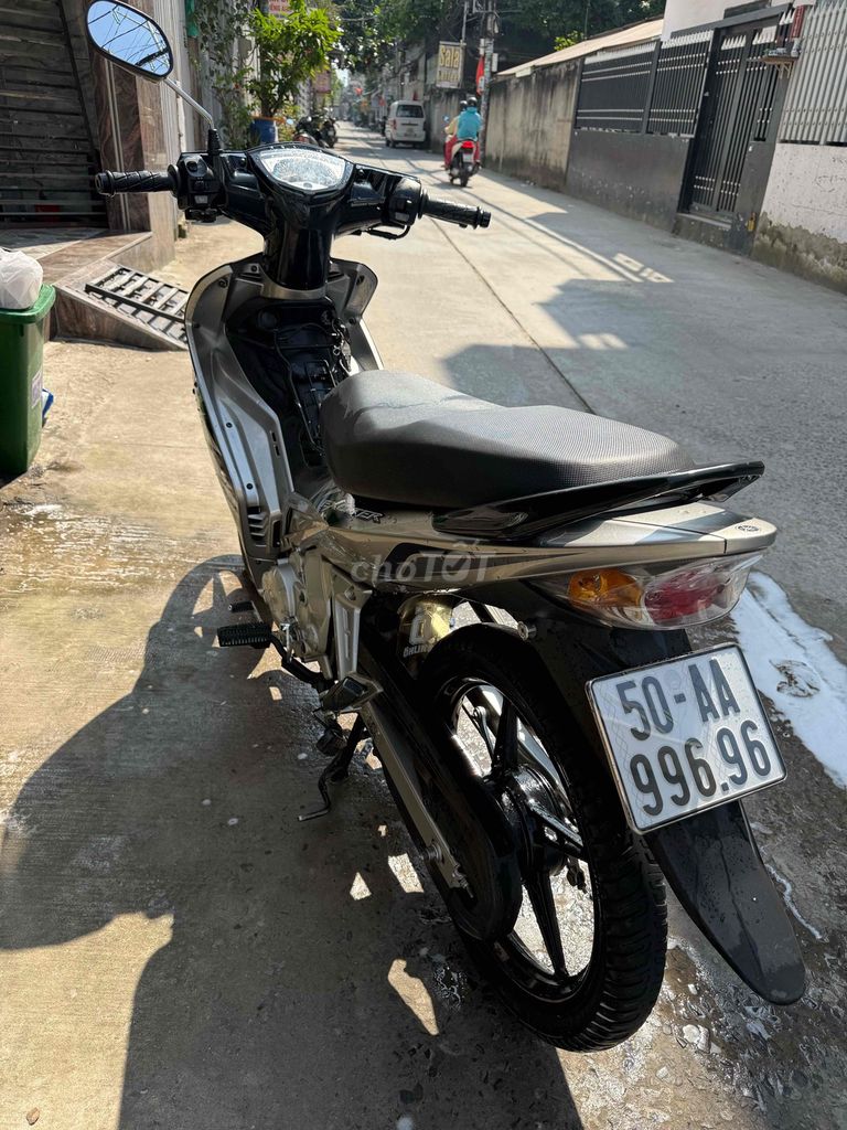 Yamaha Exciter 2006 1S92 Đen bạc. Mua bán Xe máy tại Quận Bình Tân Tp Hồ Chí Minh được đăng bởi phomaique hình 3