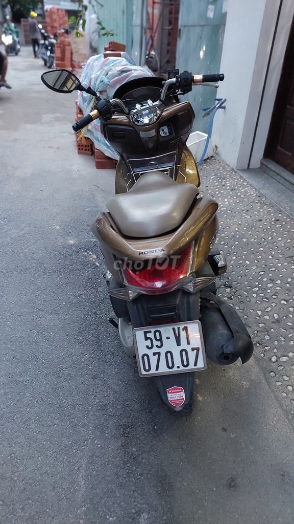 Cần bán xe PCX. Mua bán Xe máy tại Quận Gò Vấp Tp Hồ Chí Minh được đăng bởi Minh hình 1