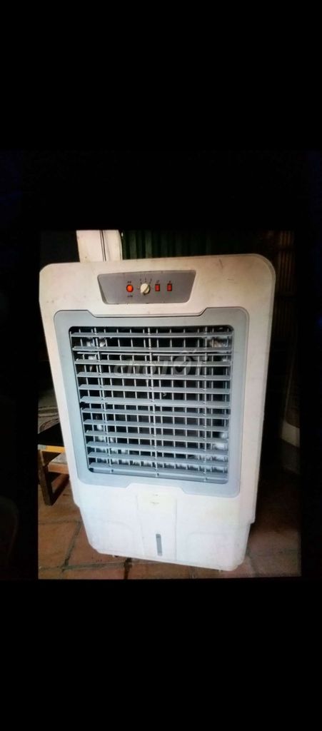 Quạt điều hòa Lớn Trắng. Mua bán Quạt tại Quận Long Biên Hà Nội được đăng bởi năm hình 1