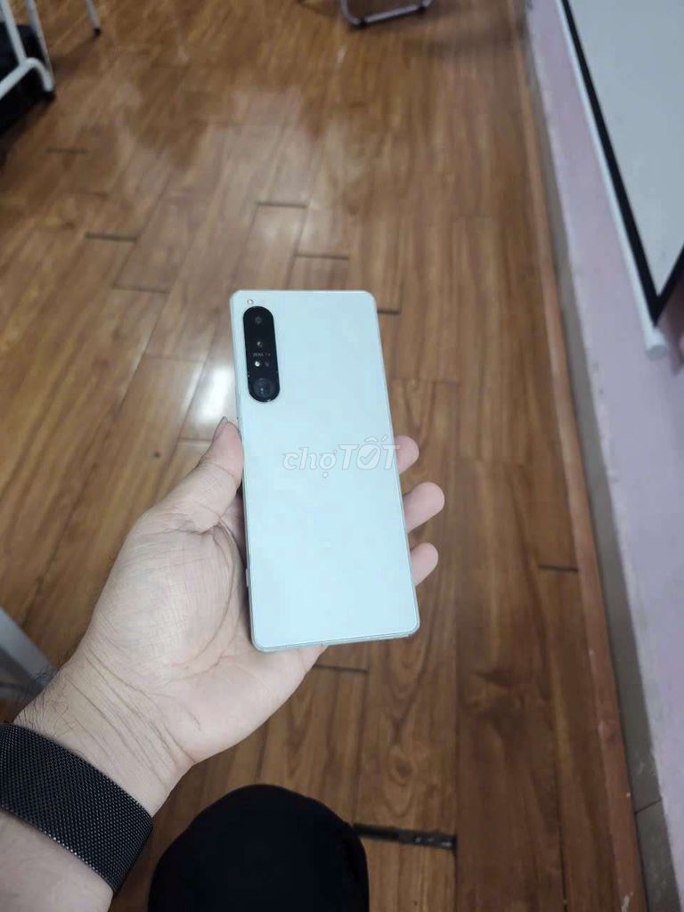 Sony Xperia 1 IV Xanh lục bảo. Mua bán Điện thoại tại Quận Bắc Từ Liêm Hà Nội được đăng bởi Nguyễn Khánh hình 1