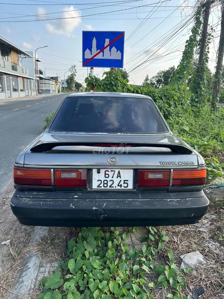 Toyota Camry 1991 - 300000 km