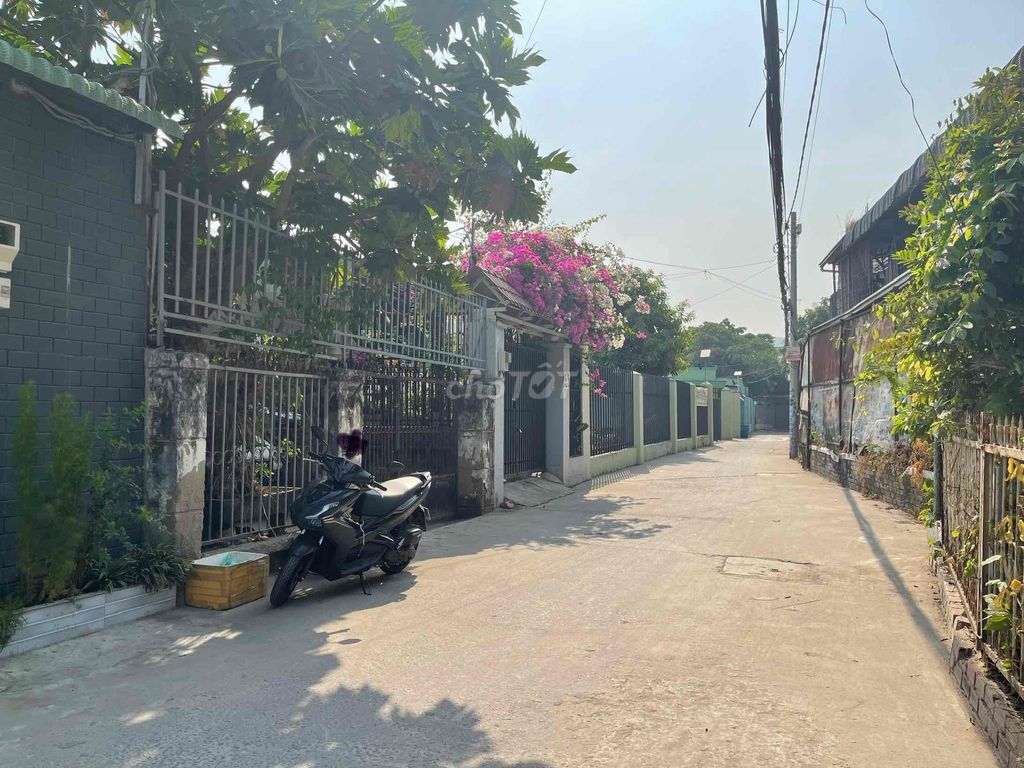 Chính chủ bán đất 6x26,5m Đường số 10, HBP gần chợ Đầu Mối. Sẵn sổ.
