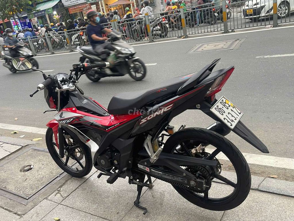 Honda sonic 150 2022 mới 90% biển số 86 chính chủ. Mua bán Xe máy tại Quận Tân Phú Tp Hồ Chí Minh được đăng bởi Tuanduy hình 6