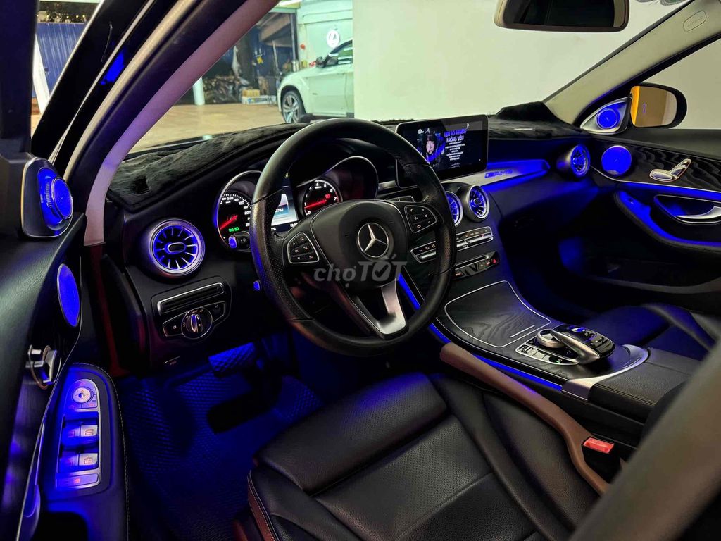Mercedes C200 sx 2018 siêulướt 5v km 100tr đồ chơi. Mua bán Ô tô tại Thành phố Thủ Đức Tp Hồ Chí Minh được đăng bởi Võ Văn Kiệt hình 8