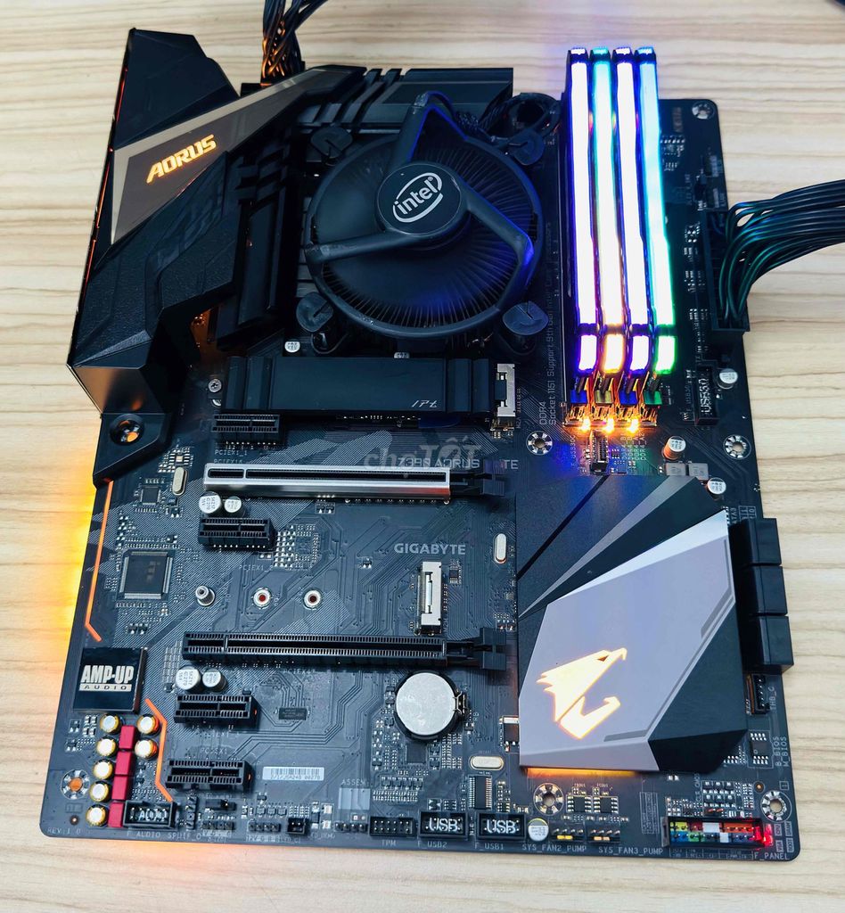 Z390 Aorus Elite, i7 8700K, Corsair 32GB/3600 RGB - 133096149