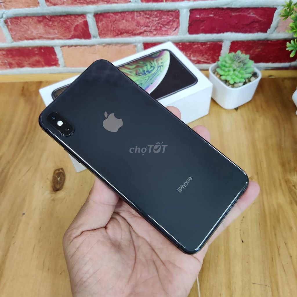 Iphone XS 64 Đen tuyệt đẹp còn BH dài 6 tháng