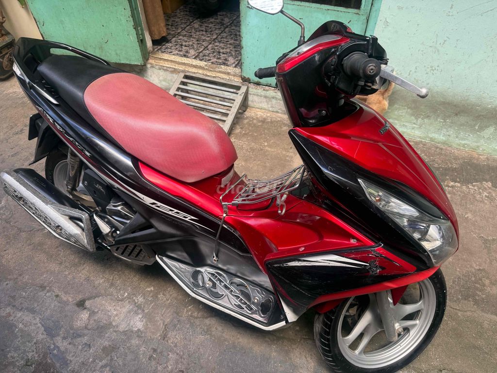 Honda Air Blade 125cc 2015 красно-чёрный Fi
