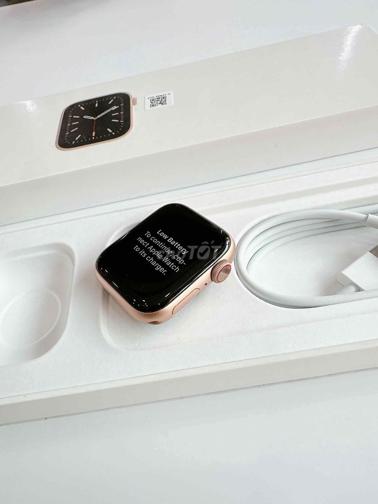 Apple Watch S5 Pink Siêu Lướt Fullbox