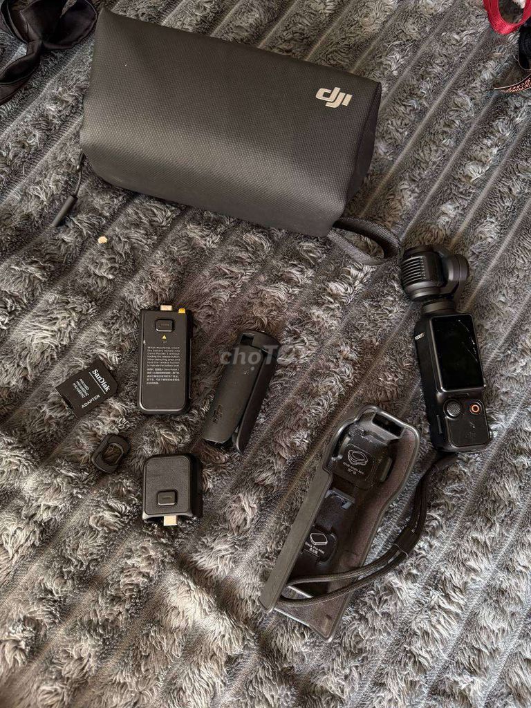 DJI Osmo Pocket 3 Full Combo 256GB - Lỗi màn hình. Mua bán Máy ảnh, Máy quay tại Quận Hải Châu Đà Nẵng được đăng bởi Игорь Шуваев hình 1