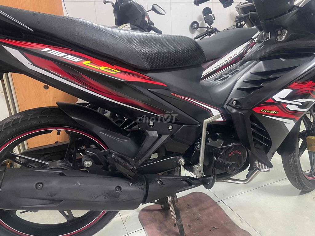 Yamaha Exciter 50 2022 Черно-красный