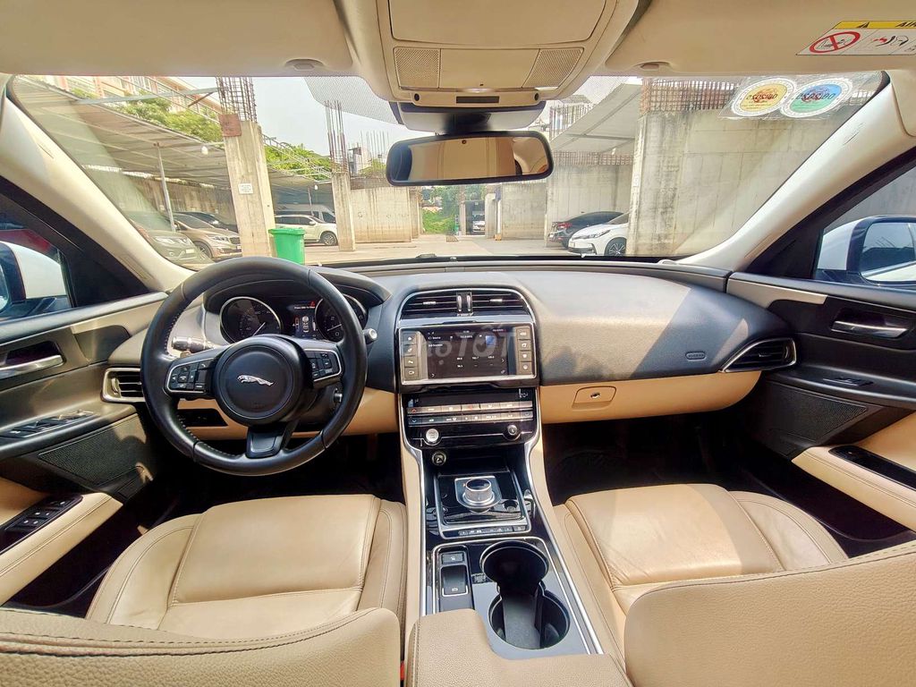 Jaguar Xe sx 2015 nhập anh quốc. Mua bán Ô tô tại Quận 4 Tp Hồ Chí Minh được đăng bởi Cuong Ly  hình 11