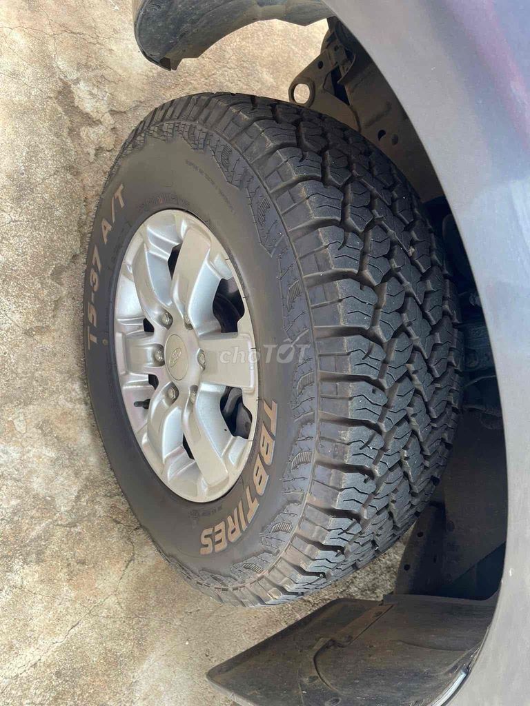 Chuyển cong tác cần bán ford Xls 2014. Mua bán Ô tô tại Huyện Krông Pắc Đắk Lắk được đăng bởi Jeny Tran hình 4