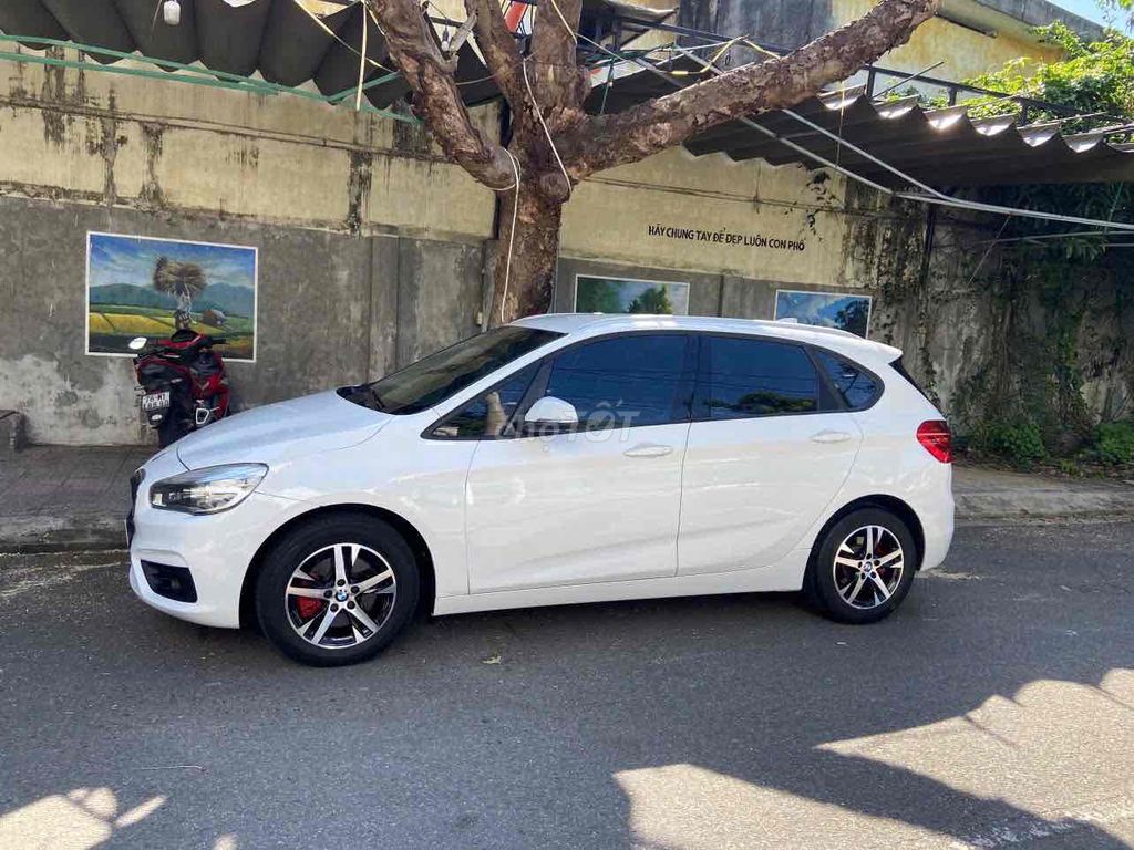 BMW 218i may 1.5 turbo 2014 - 110000 km. Mua bán Ô tô tại Quận Cẩm Lệ Đà Nẵng được đăng bởi Lam hình 9