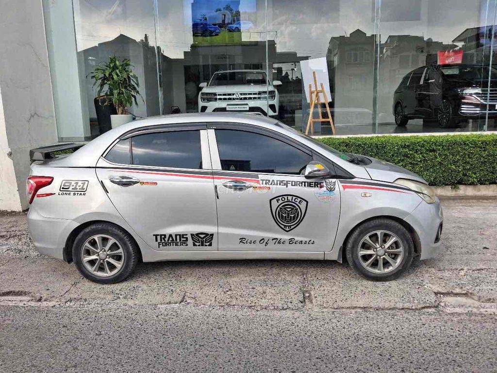 Hyundai Grand i10 2015 Серебристый Вьетнам