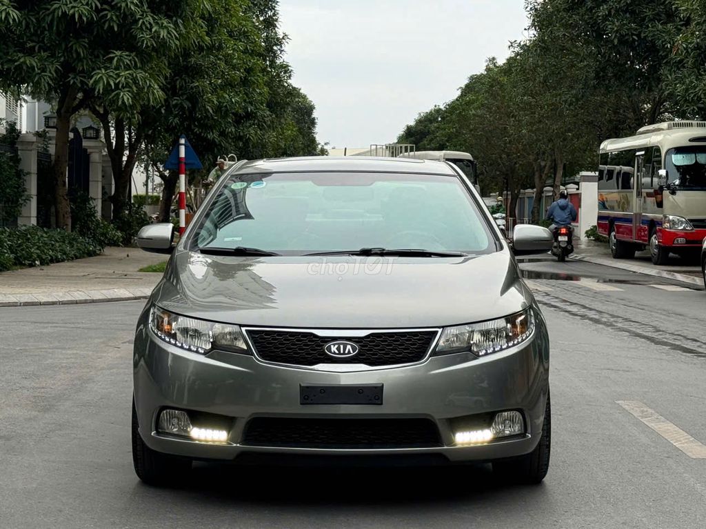 Kia Forte 2013 số sàn - 82000 km