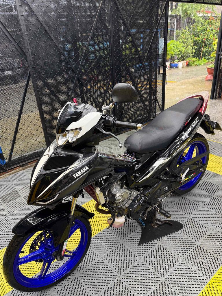 Yamaha MX King 2018 Черно-белый Вьетнам