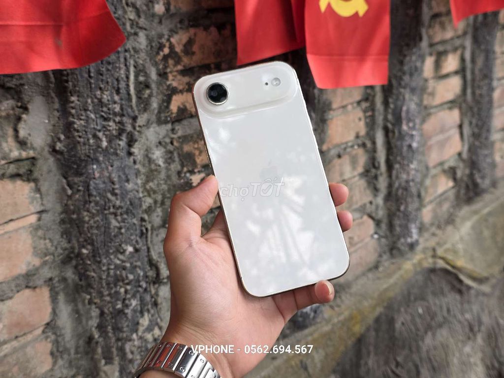 Apple iPhone 17 Air 256GB Trắng Mới. Mua bán Điện thoại tại Quận Nam Từ Liêm Hà Nội được đăng bởi Quốc Việt hình 1