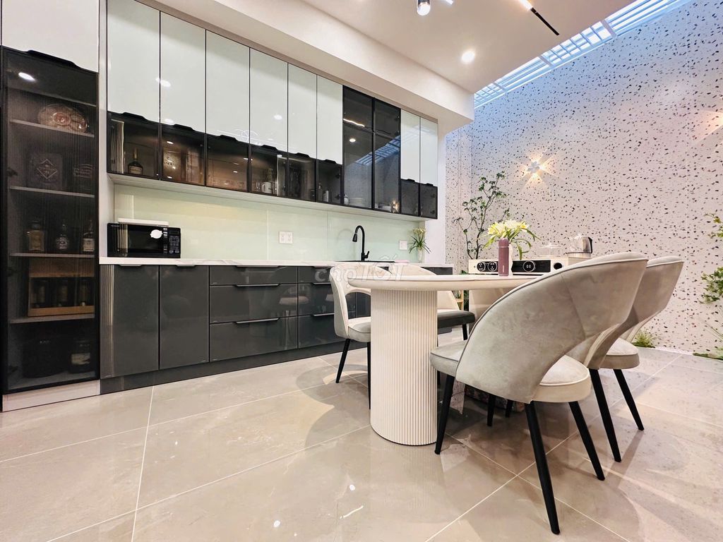 🏡 CHÍNH CHỦ BÁN NHÀ ĐẸP FULL NỘI THẤT- CÓ THANG MÁY, TRUNG TÂM QUẬN 7. Mua bán nhà ở tại Quận 7 Tp Hồ Chí Minh được đăng bởi Hồng Vinh hình 1