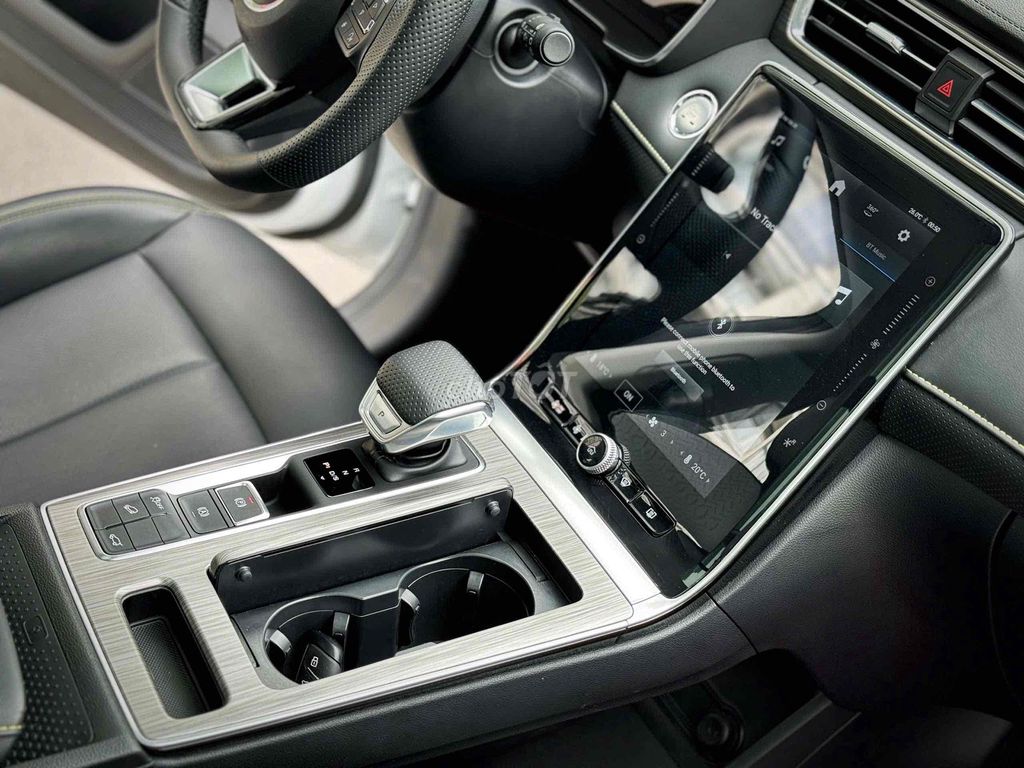 MG RX5 2024 luxury - 1000 km. Mua bán Ô tô tại Quận Cầu Giấy Hà Nội được đăng bởi Thái Hoàng Long Auto hình 7