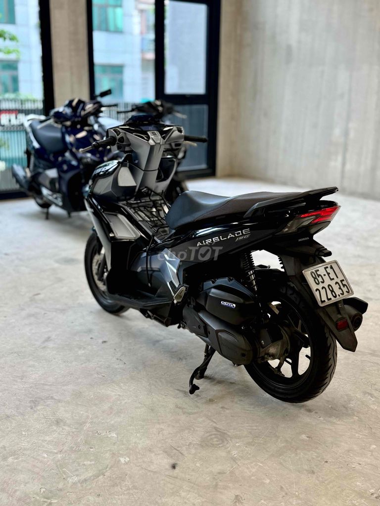 Cần bán Honda Air Blade 150 giá tốt. Mua bán Xe máy tại Thành phố Thủ Đức Tp Hồ Chí Minh được đăng bởi iMotorbike Khang hình 6
