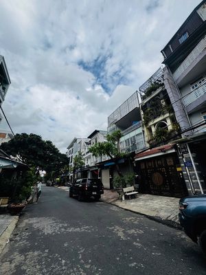Nguyên Căn Mặt tièn đường B2. P. Tây Thạnh. Dt : 8 x 25m