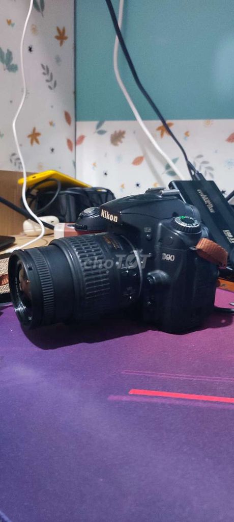 Máy ảnh Nikon D90 AF-S DX Nikkor 18-55mm . Mua bán Máy ảnh, Máy quay tại Thành phố Bến Tre Bến Tre được đăng bởi Lê Hoàng Đạt hình 1