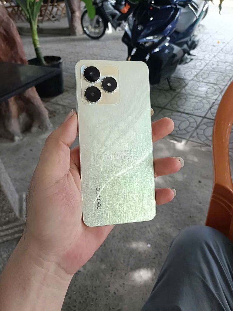 Realme C53 .6+6/128G.ngoại hình đẹp. pin trâu . Mua bán Điện thoại tại Quận Bình Thuỷ Cần Thơ được đăng bởi cầu rạch súc 91b Nguyễn Văn Linh  hình 1