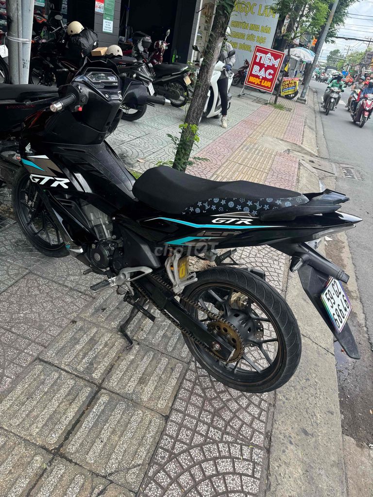 Honda Winner V2 Sport, отличное состояние, заводской двигатель