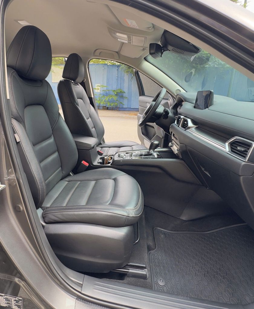 Mazda CX5 2023 2.0 Luxury - 35000 km. Mua bán Ô tô tại Quận Gò Vấp Tp Hồ Chí Minh được đăng bởi ĐỨC XE LƯỚT hình 8