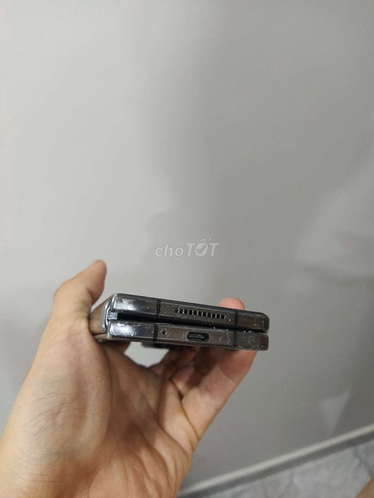 Samsung Z Fold 4 256GB Đen Đã sử dụng. Mua bán Điện thoại tại Thành phố Thủ Đức Tp Hồ Chí Minh được đăng bởi Quang Tuấn hình 1