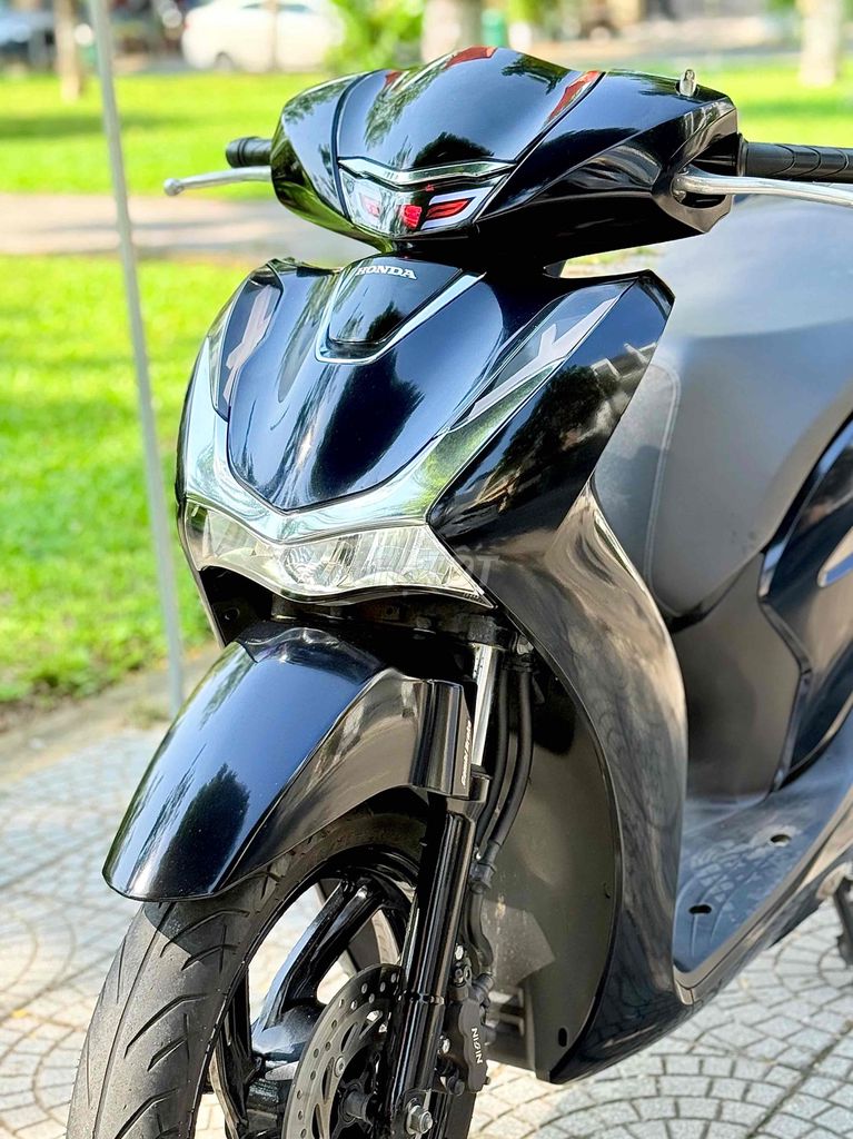 Honda SH 125 2023 Đen