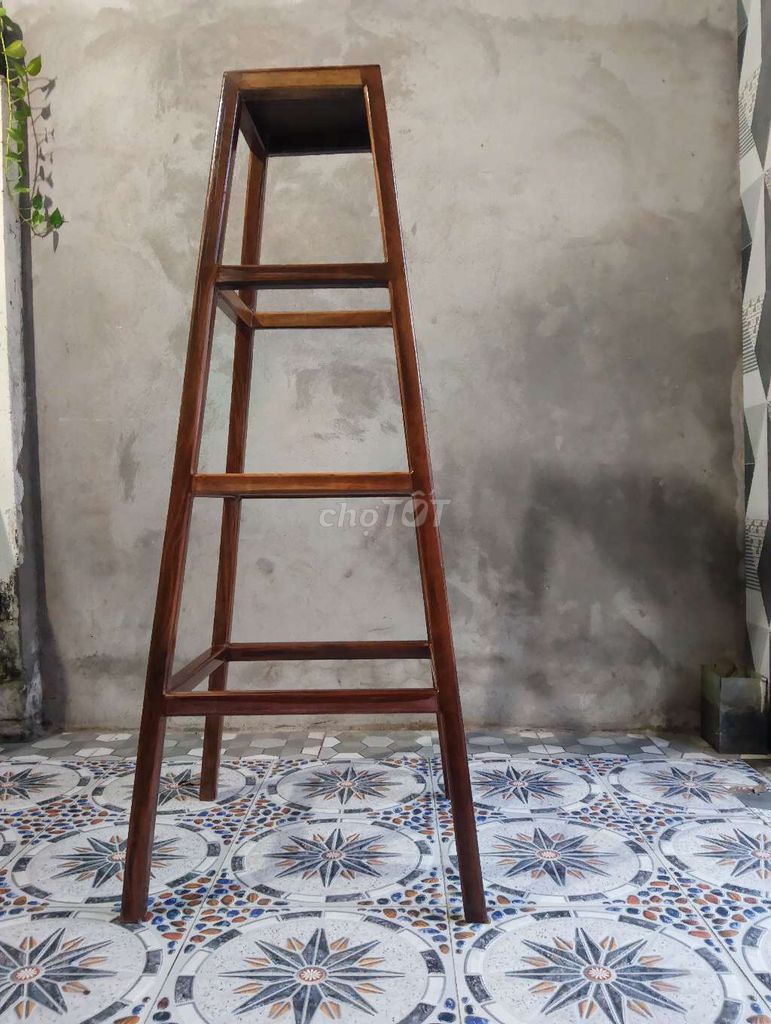 Ghế thang gỗ Nâu 1m45 Mới 90%. Mua bán Bàn ghế tại Quận Bình Thuỷ Cần Thơ được đăng bởi Giàu hình 1