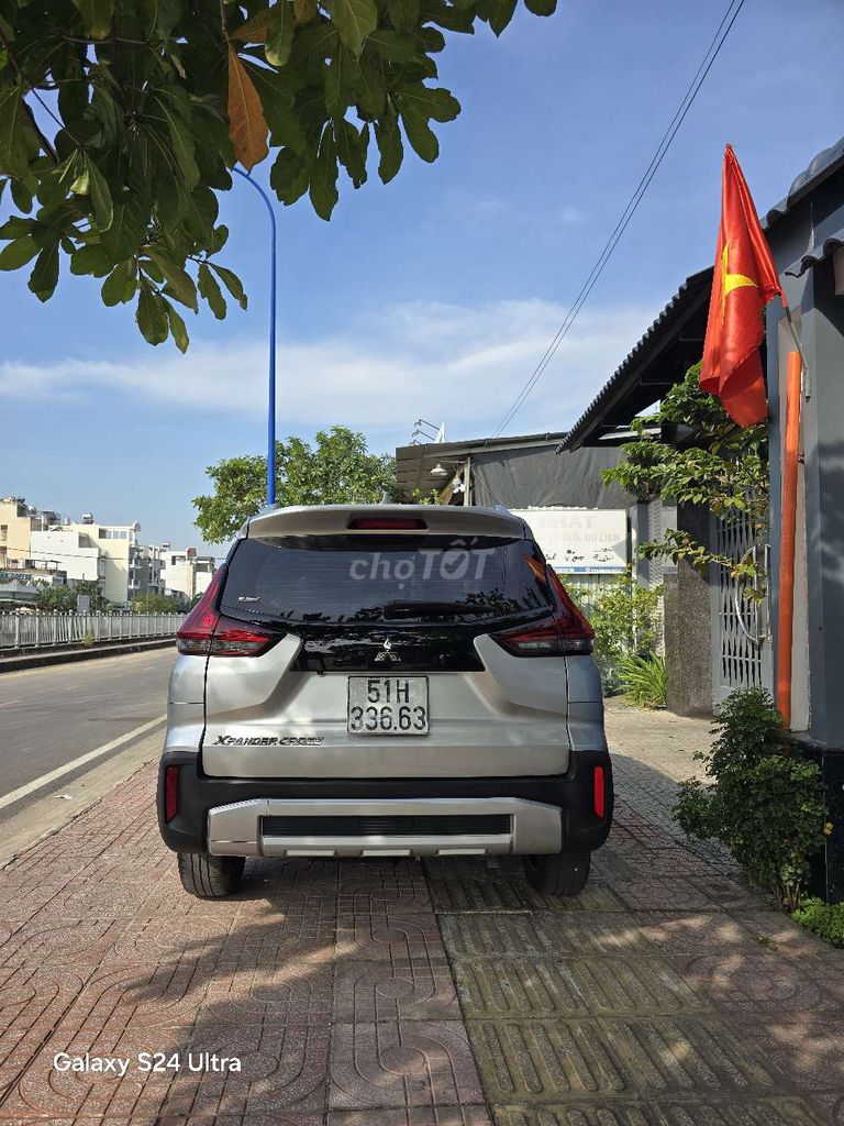 Mitsubishi Xpander Cross 2020 Bạc. Mua bán Ô tô tại Quận Bình Tân Tp Hồ Chí Minh được đăng bởi Trần quang thiện  hình 3