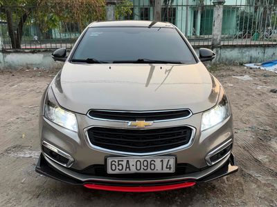 Chevrolet Cruze 1.6 MT Vàng cát, Model 2017 rất mo