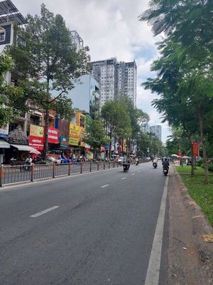 Bán nhà 2 Mặt Tiền trước và sau 3/2, P11, Q10 đối diện Hà Đô Centrosa.. Mua bán nhà ở tại Quận 10 Tp Hồ Chí Minh được đăng bởi Anh Cơ